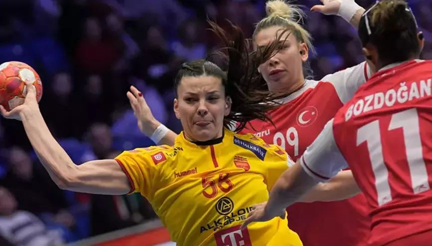 埃弗顿遭遇三连败，莫耶斯：对阵曼联我希望球员们做出回应