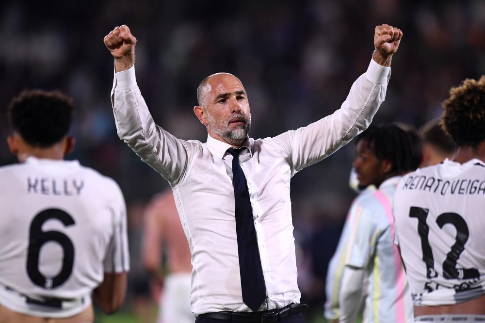 CBA：辽宁男篮轻松击败山东