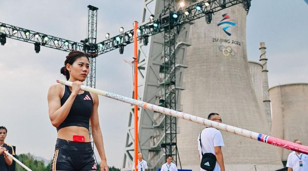 迪马：斯卡尔维尼右内收肌拉伤，将继续因伤缺阵