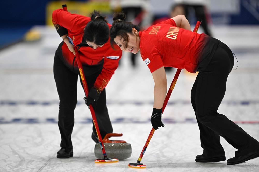 湖人末节爆发战胜掘金